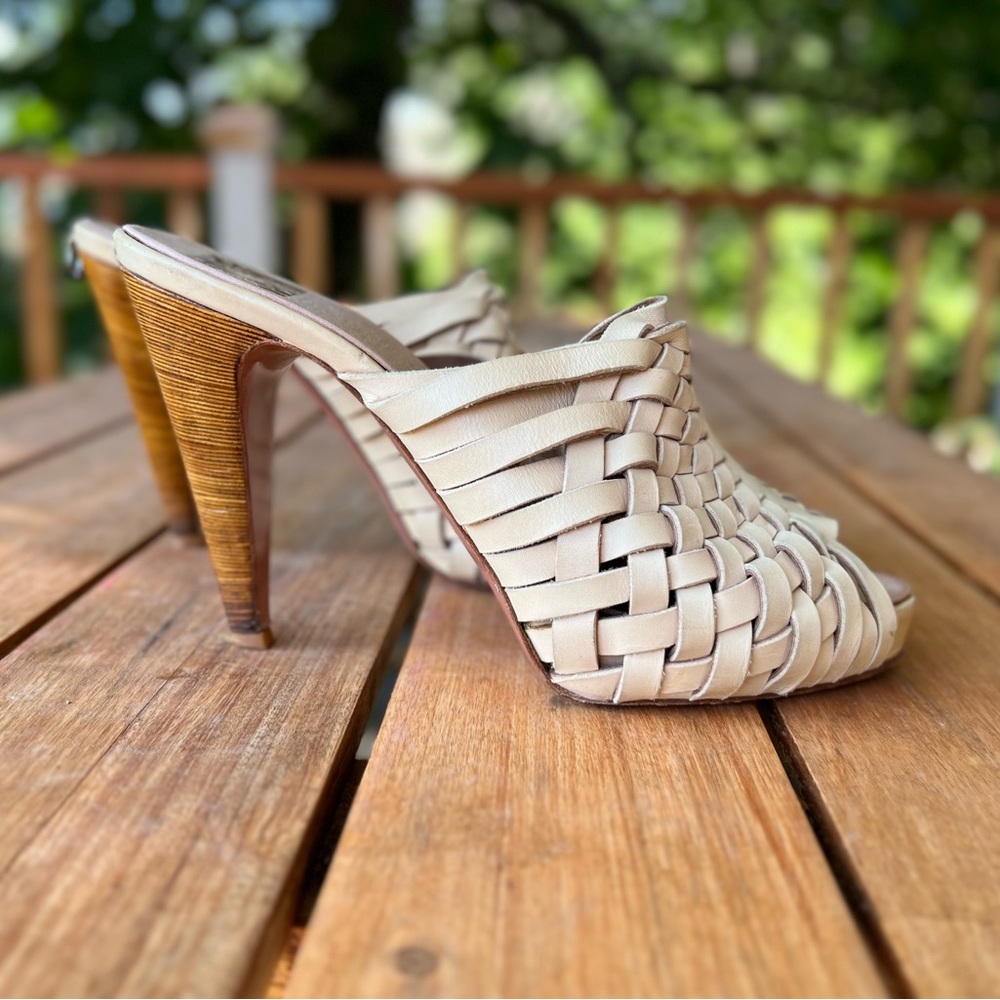 GUILLAUME HINFRAY - Mules - Cream Woven Leather - Sz. EU 40/US 9-9.5 - used
